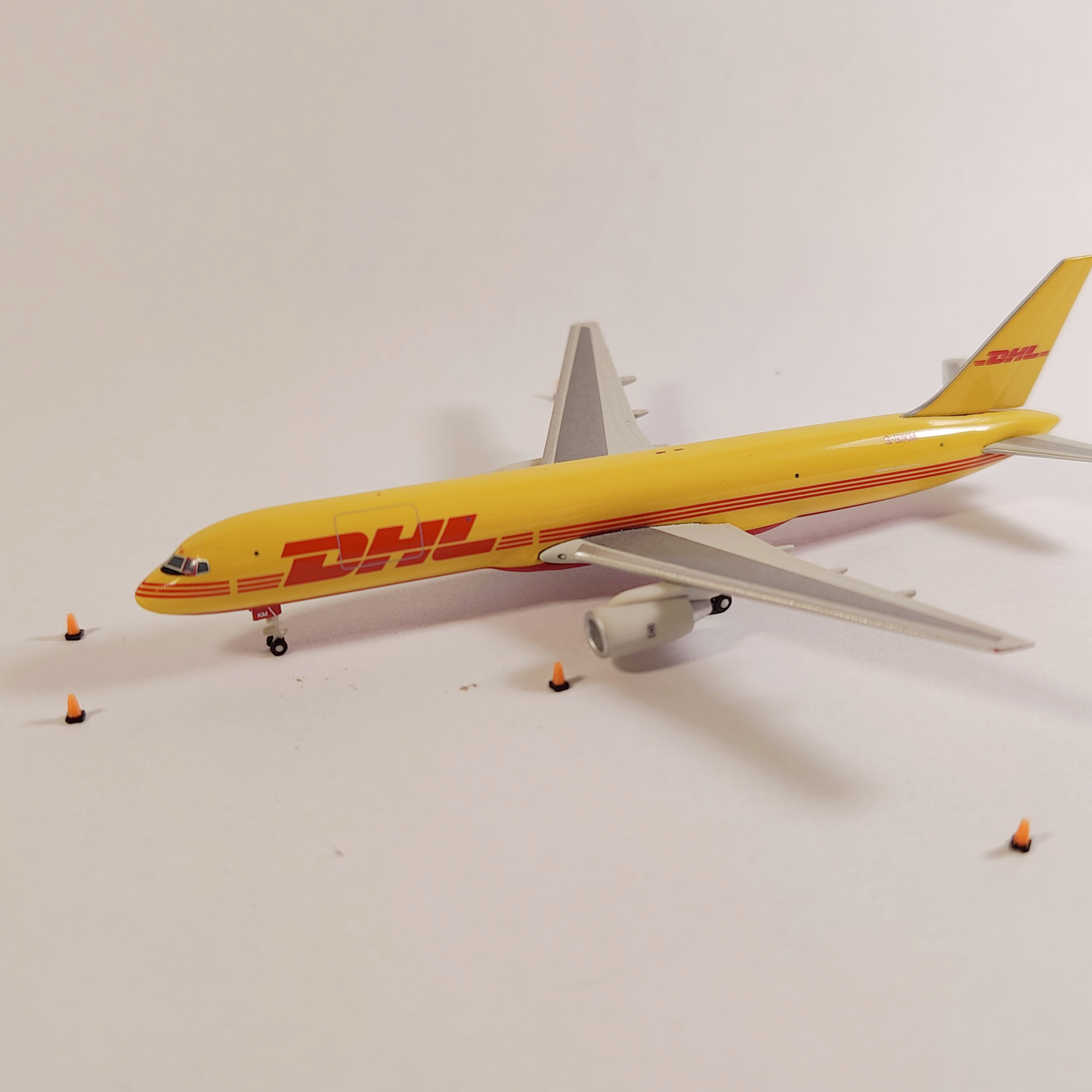 40x Orange Airport Traffic Cones Aircraft GSE Vehicle Model 1:400 Scale Diorama