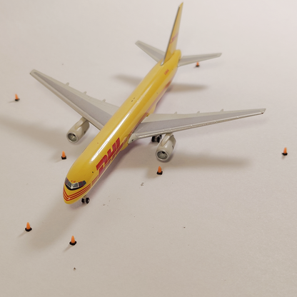 40x Orange Airport Traffic Cones Aircraft GSE Vehicle Model 1:400 Scale Diorama