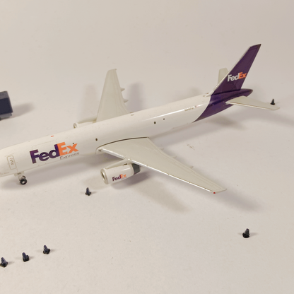 40x Blue Airport Traffic Cones Aircraft GSE Vehicle Model 1:400 Scale Diorama