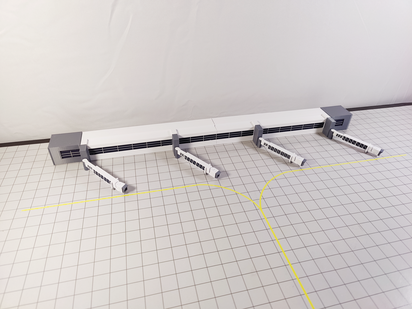 Regional Airport Terminal Building with Extending Bridges Model 1:400 Scale Diorama
