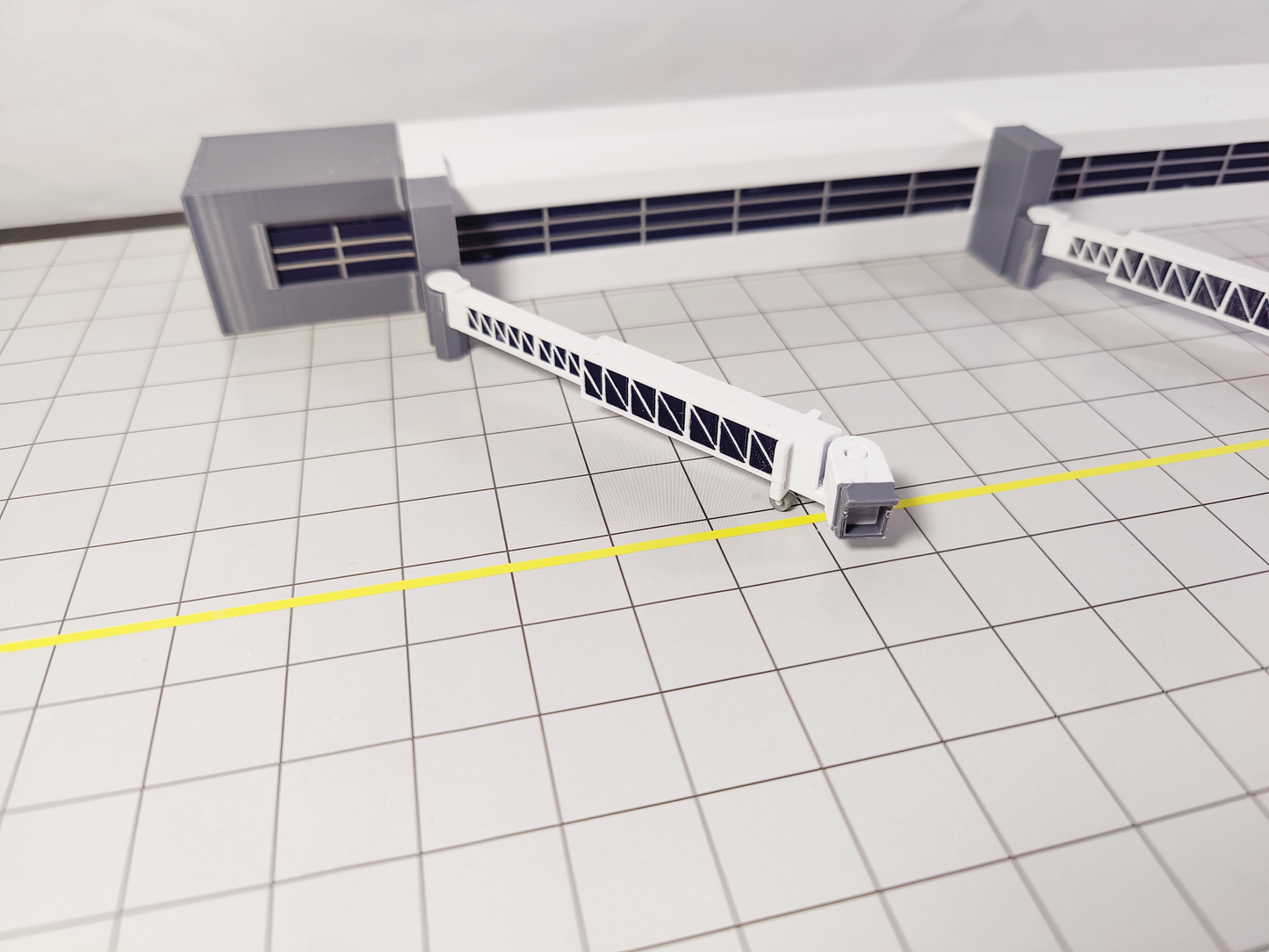 Regional Airport Terminal Building with Extending Bridges Model 1:400 Scale Diorama