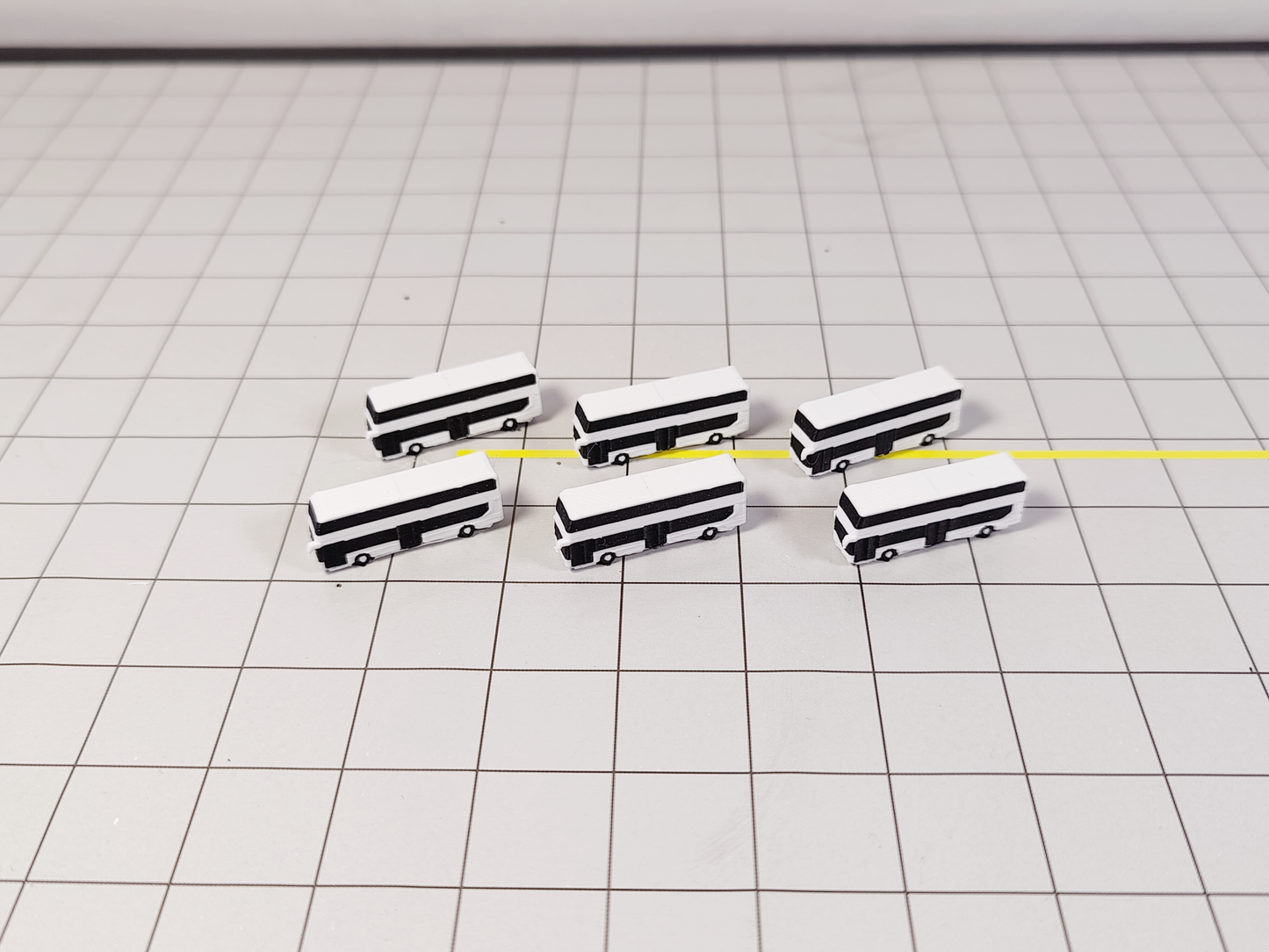 6x Double Deck Buses London Aircraft Airport GSE Set Models 1:400 Diorama