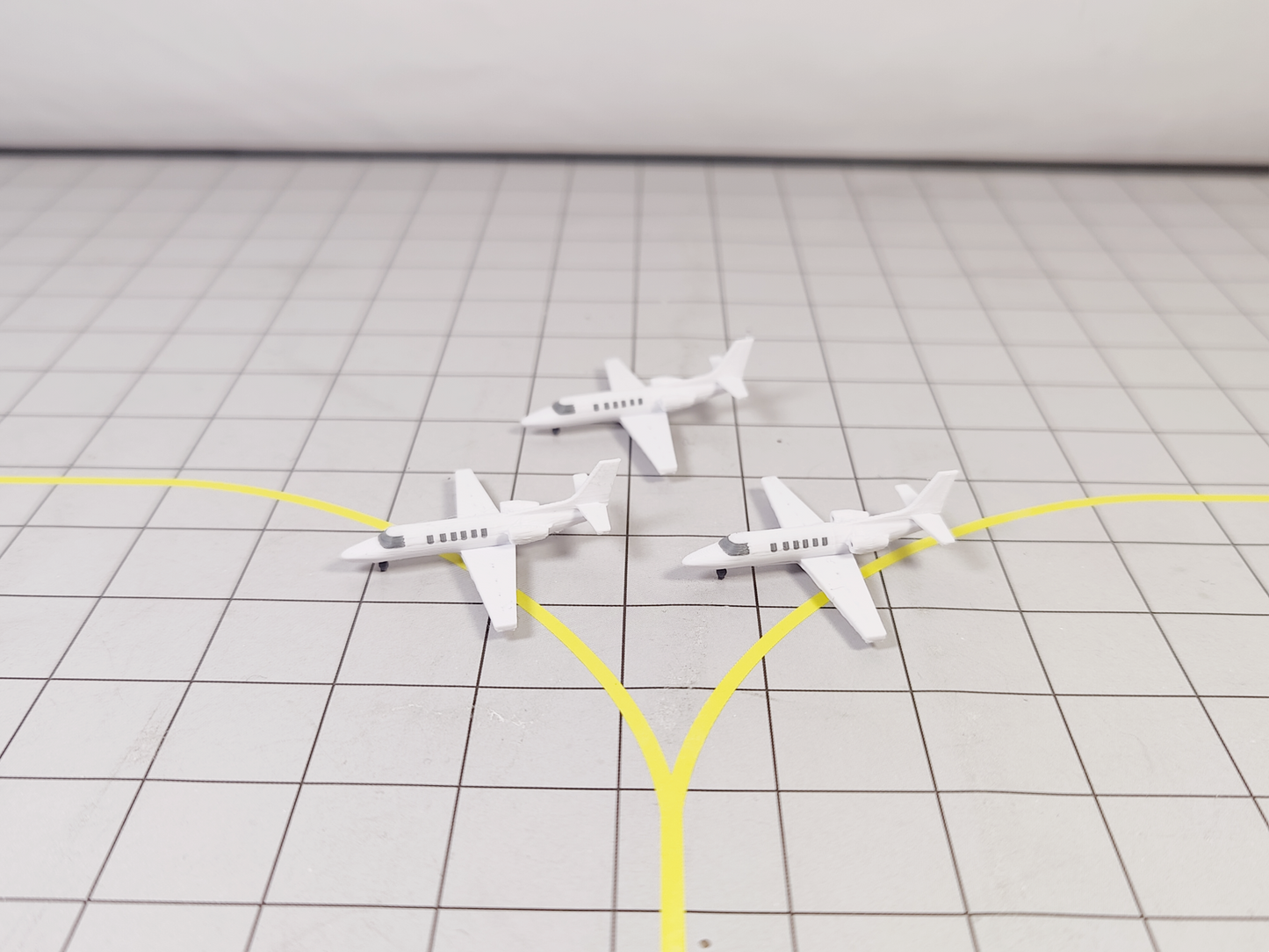 3x Cessna Citation 550 Business Private Jet Models 1:400 Scale Airport Diorama