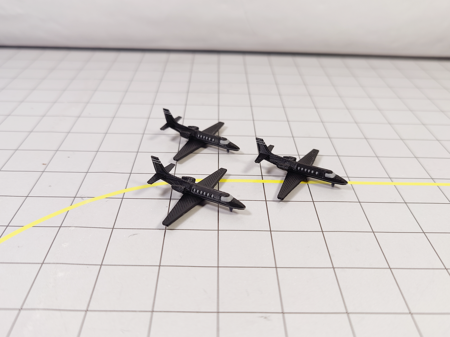 3x Cessna Citation 550 Business Private Jet Models 1:400 Scale Airport Diorama