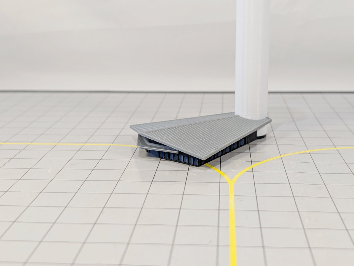 MANCHESTER AIRPORT ATC Air Traffic Control Tower 1:400 Scale Building Model