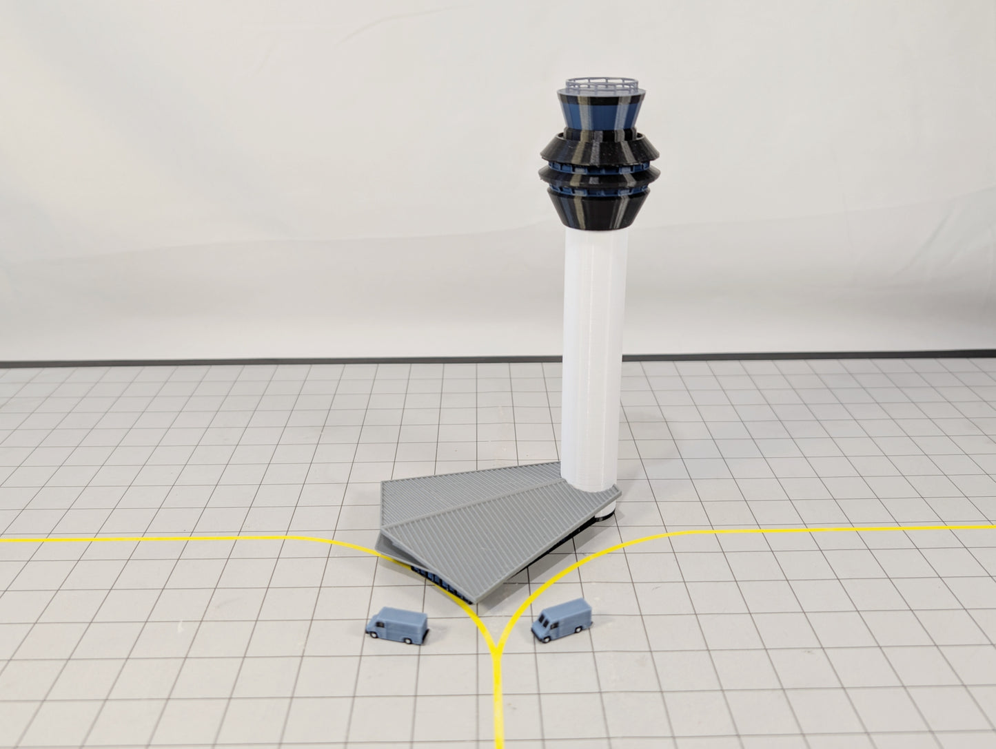 MANCHESTER AIRPORT ATC Air Traffic Control Tower 1:400 Scale Building Model
