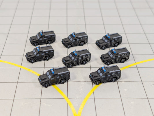SWAT POLICE Armoured Vehicle/Truck (x8) Airport GSE Vehicles 1:400 Scale Scenery