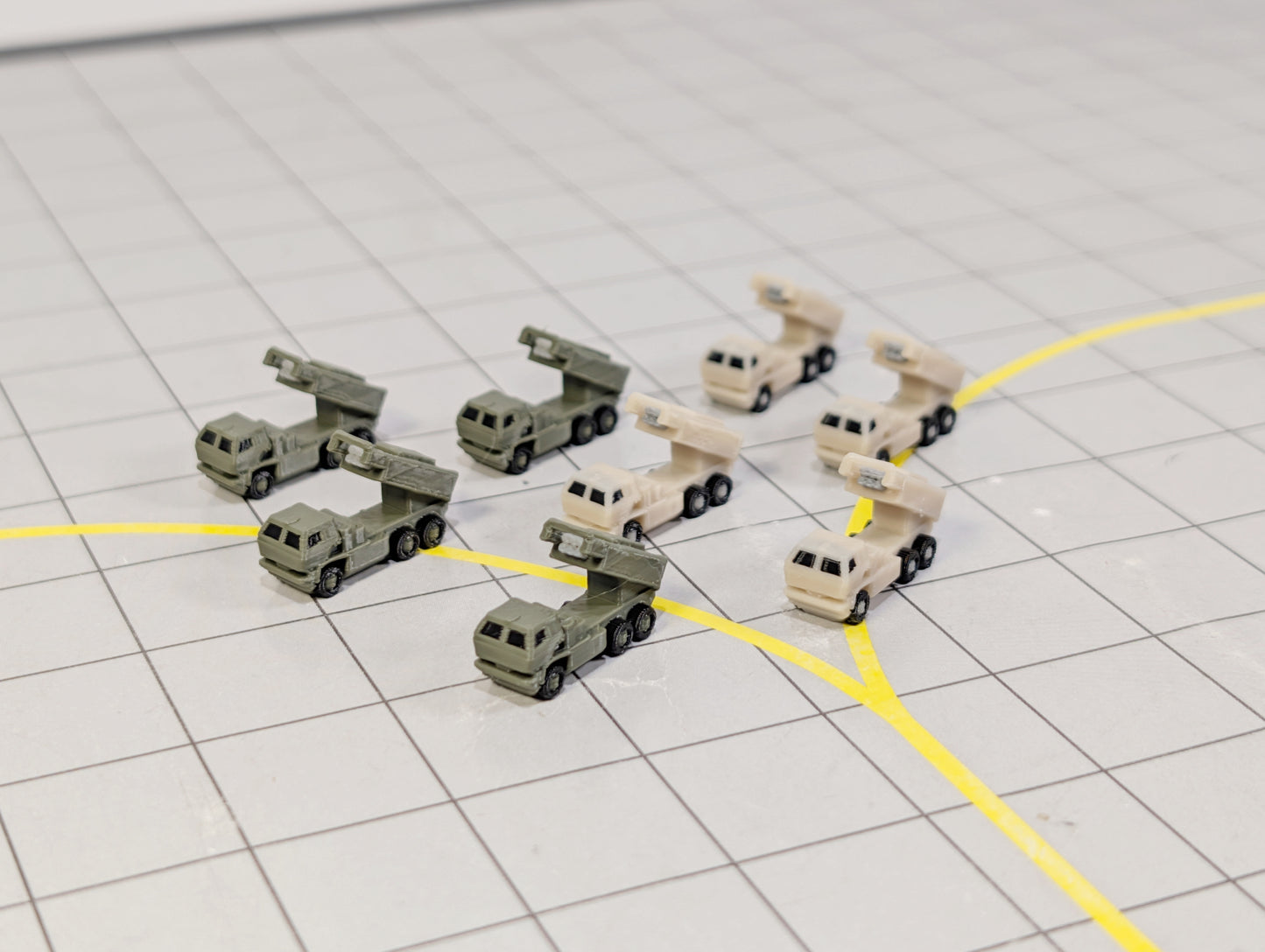 MILITARY HIMARS Missile Launch Trucks (x8) Airport GSE Vehicles 1:400 Scale