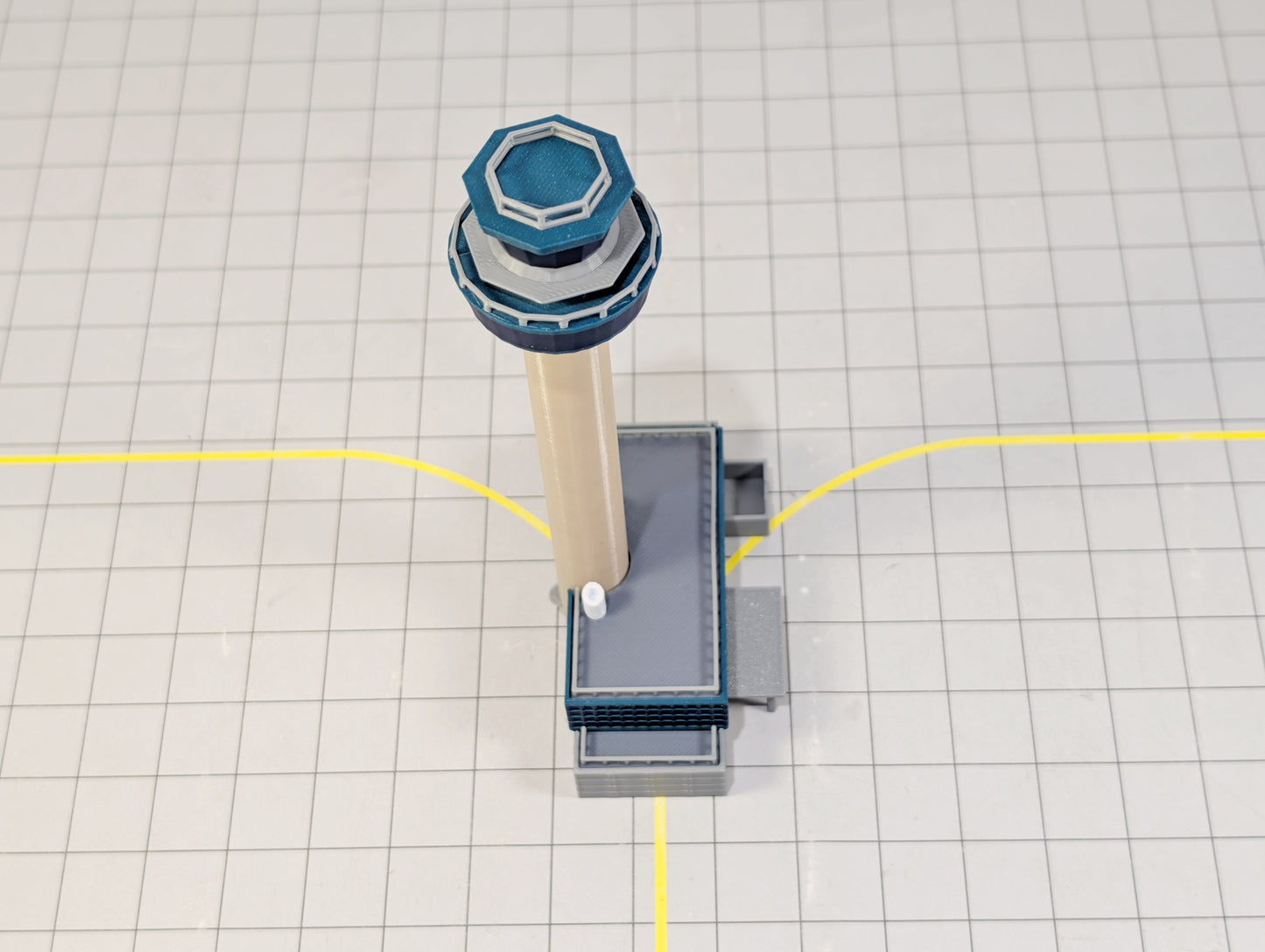 LONDON STANSTED AIRPORT ATC Air Traffic Control Tower 1:400 Scale Building Model