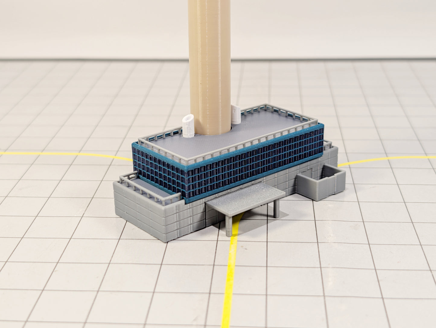 LONDON STANSTED AIRPORT ATC Air Traffic Control Tower 1:400 Scale Building Model