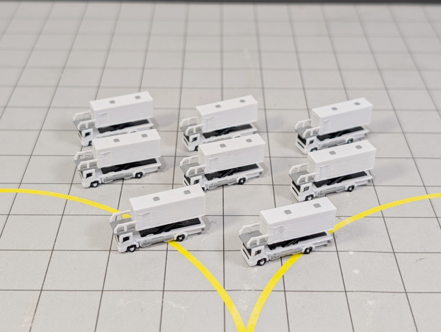 AIRPORT CATERING TRUCKS (x8) Aircraft GSE Vehicles 1:400 Scale - Choose Size