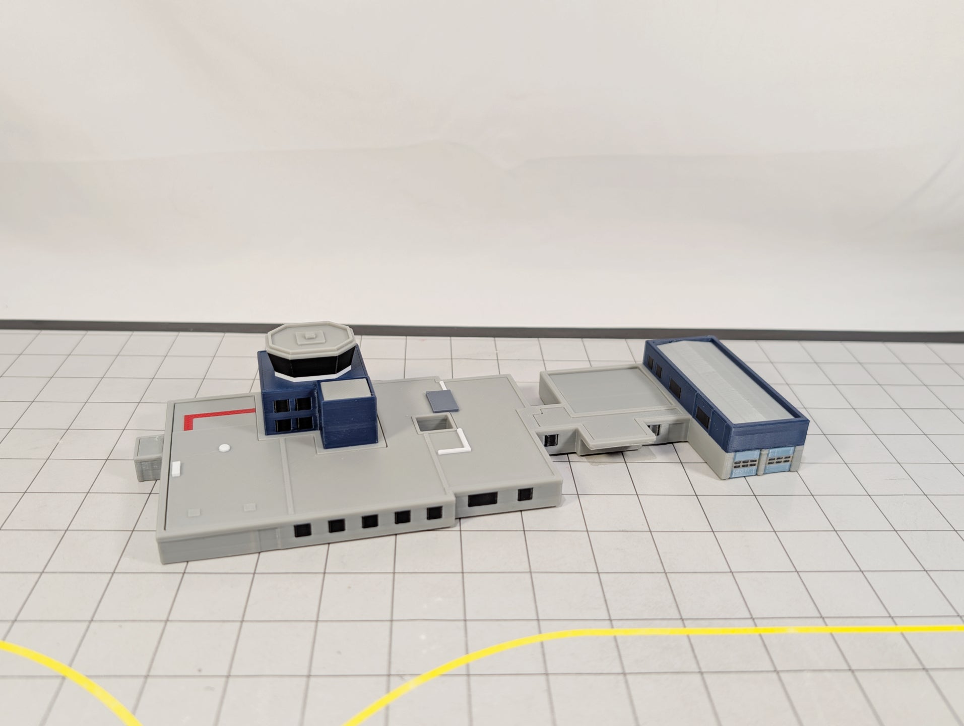 GLASGOW AIRPORT ATC Air Traffic Control Tower 1:400 Scale Building Mod ...