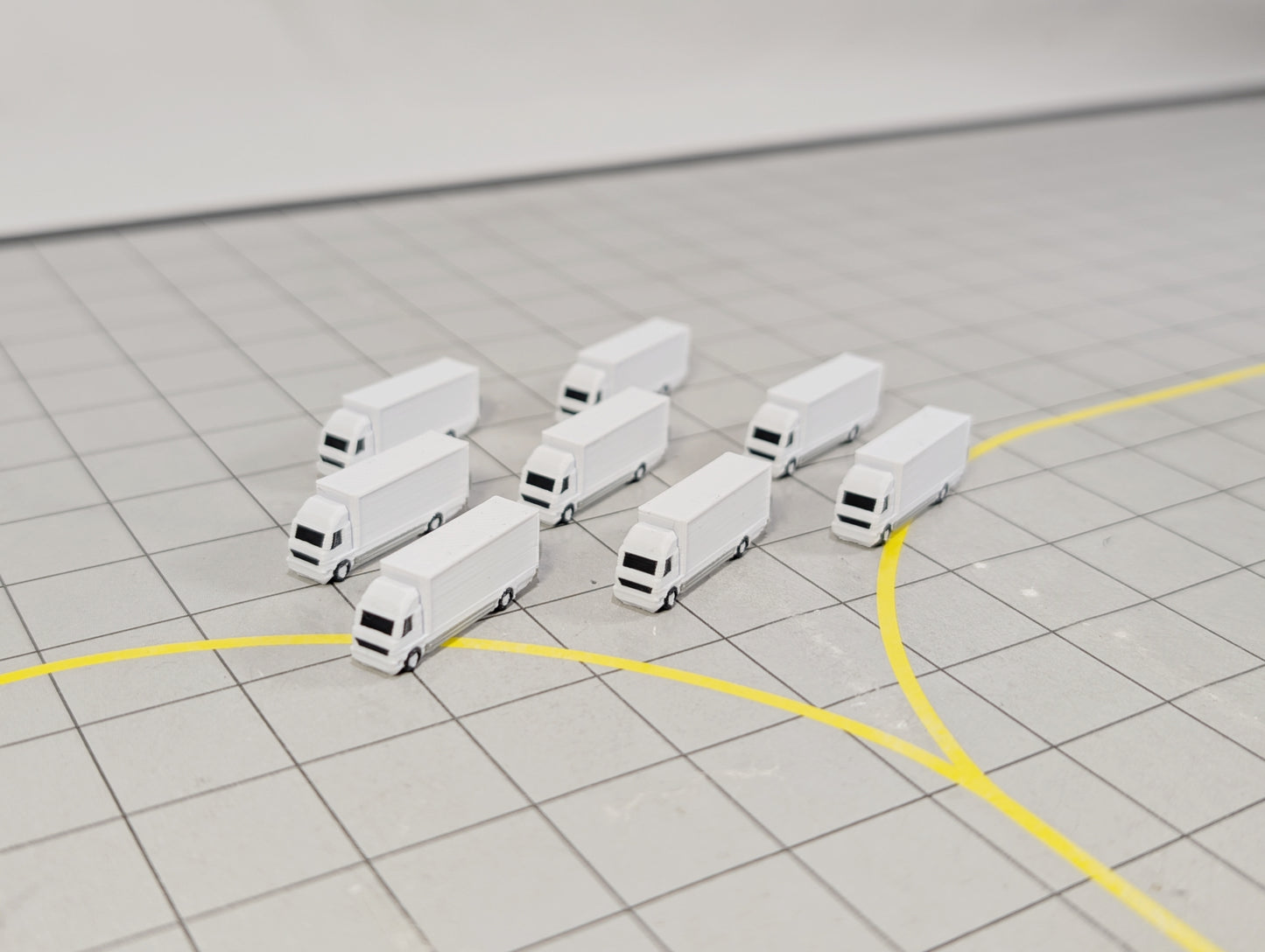 RIGID TRUCKS (x8) Airport Cargo Lorry GSE Vehicles 1:400 Scale Scenery Diorama